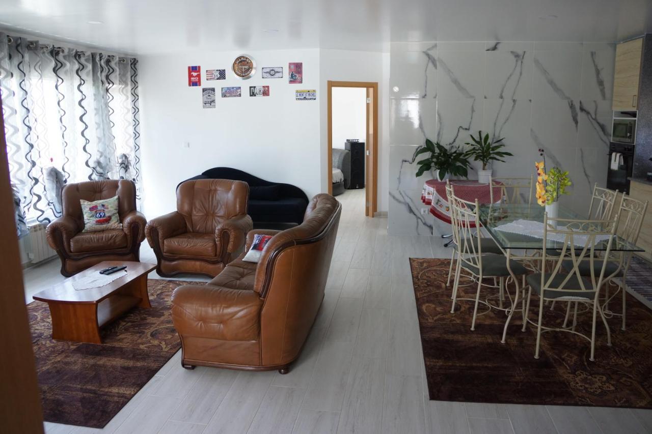 Casinha Das Bonecas - Casa Com Piscina Privada Aveiro Ngoại thất bức ảnh