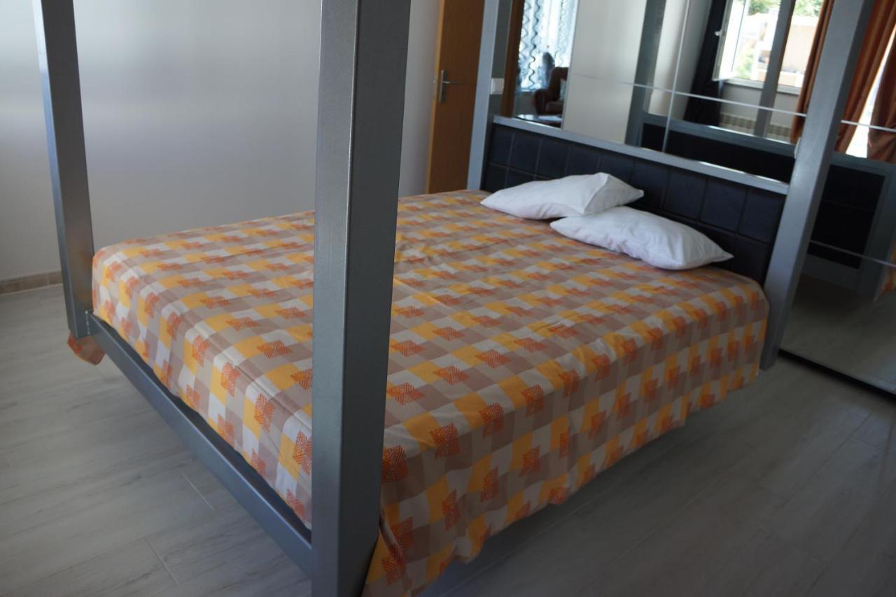 Casinha Das Bonecas - Casa Com Piscina Privada Aveiro Ngoại thất bức ảnh