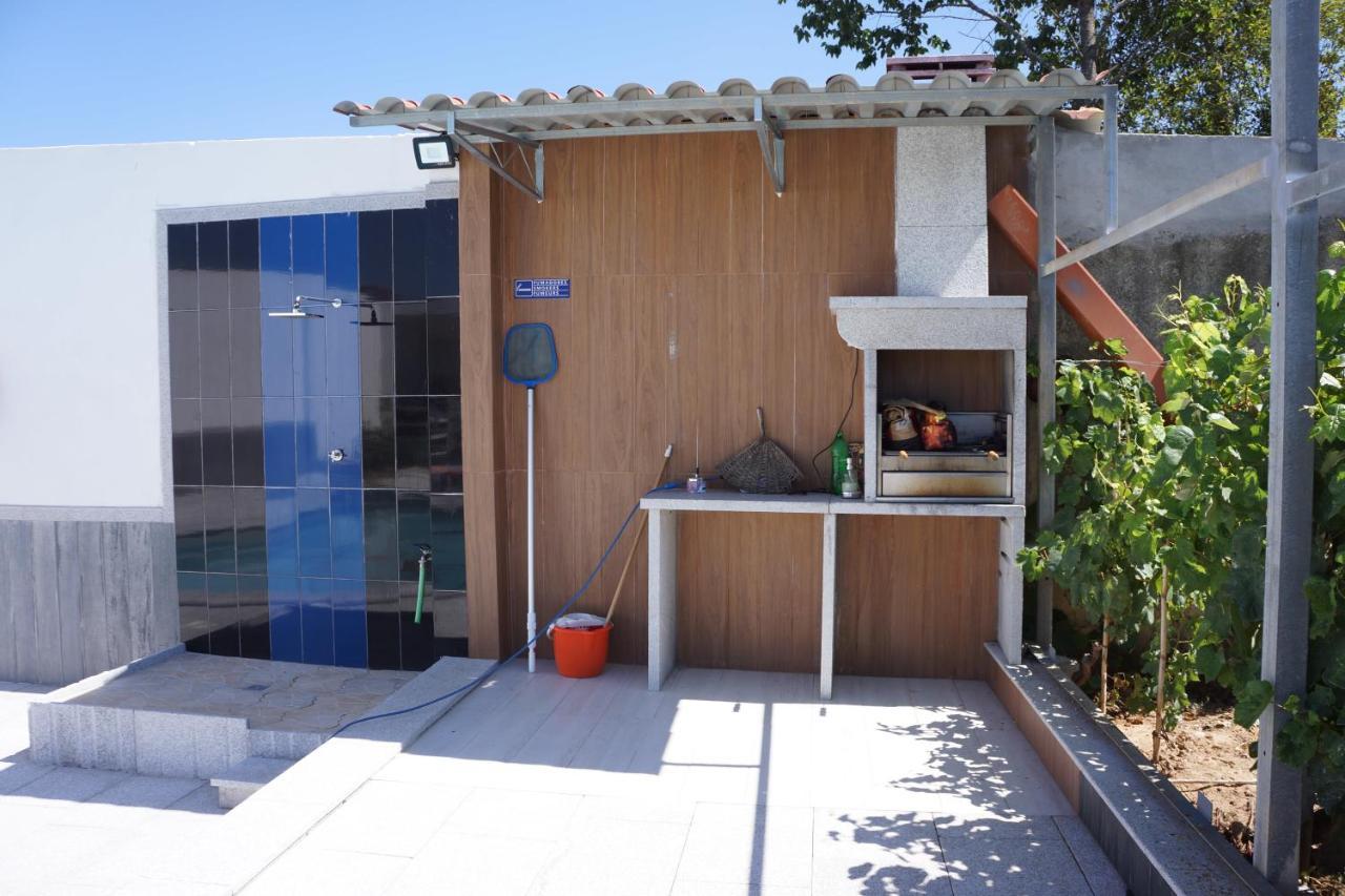 Casinha Das Bonecas - Casa Com Piscina Privada Aveiro Ngoại thất bức ảnh