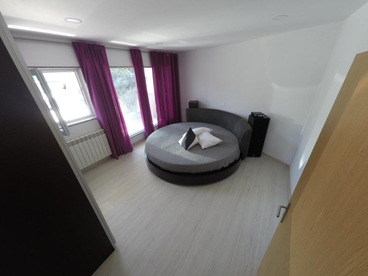 Casinha Das Bonecas - Casa Com Piscina Privada Aveiro Ngoại thất bức ảnh