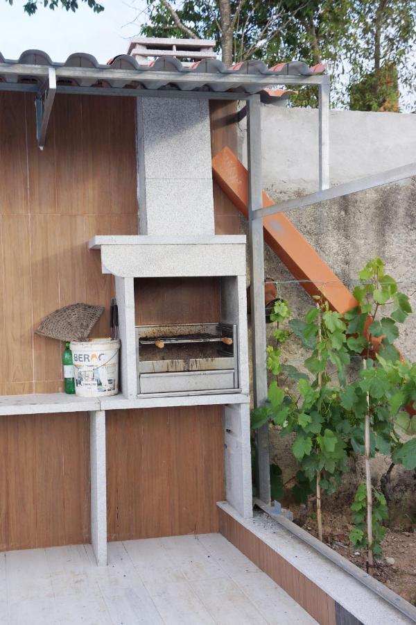 Casinha Das Bonecas - Casa Com Piscina Privada Aveiro Ngoại thất bức ảnh