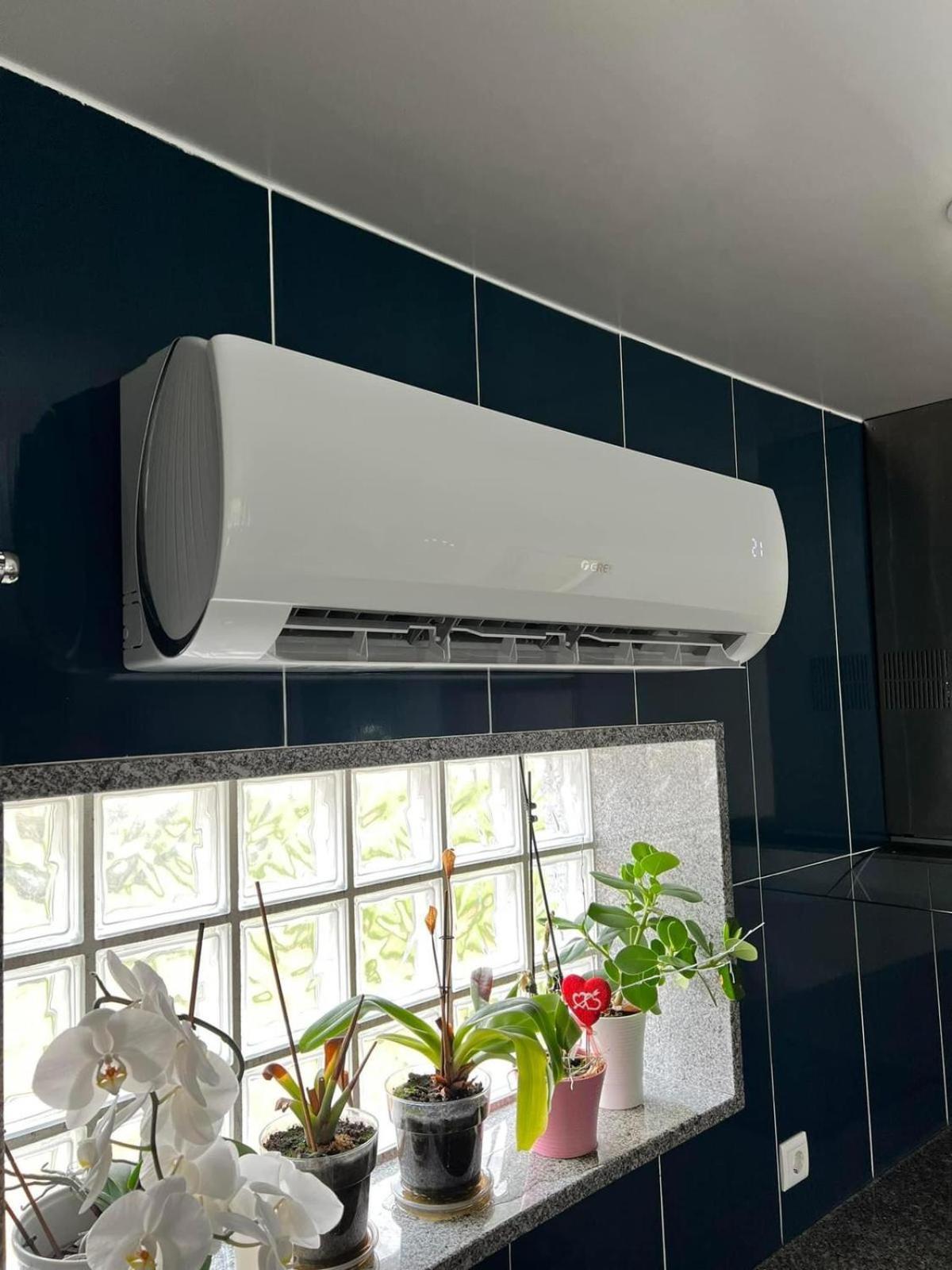 Casinha Das Bonecas - Casa Com Piscina Privada Aveiro Ngoại thất bức ảnh